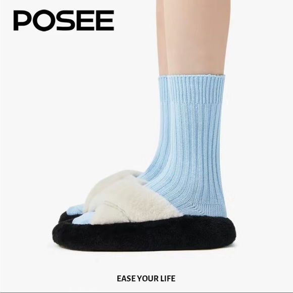 POSEE Fuzzy Plush House Slippers - Picture 4 of 14